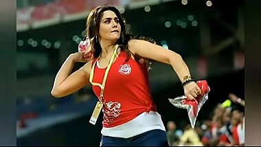 Preeti jizta sexy story bollywood actress full xxx story chudai story.